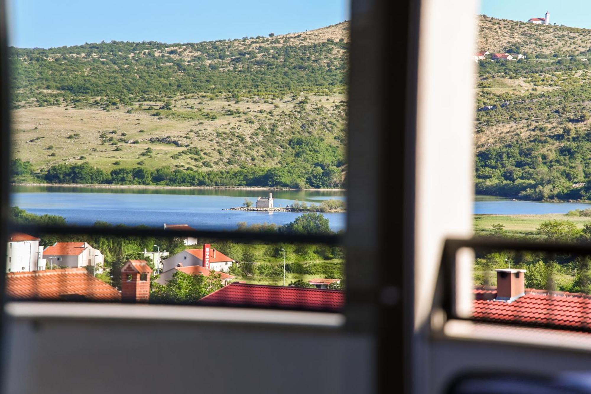 Veliki Apartman Petra Поседар'є Номер фото