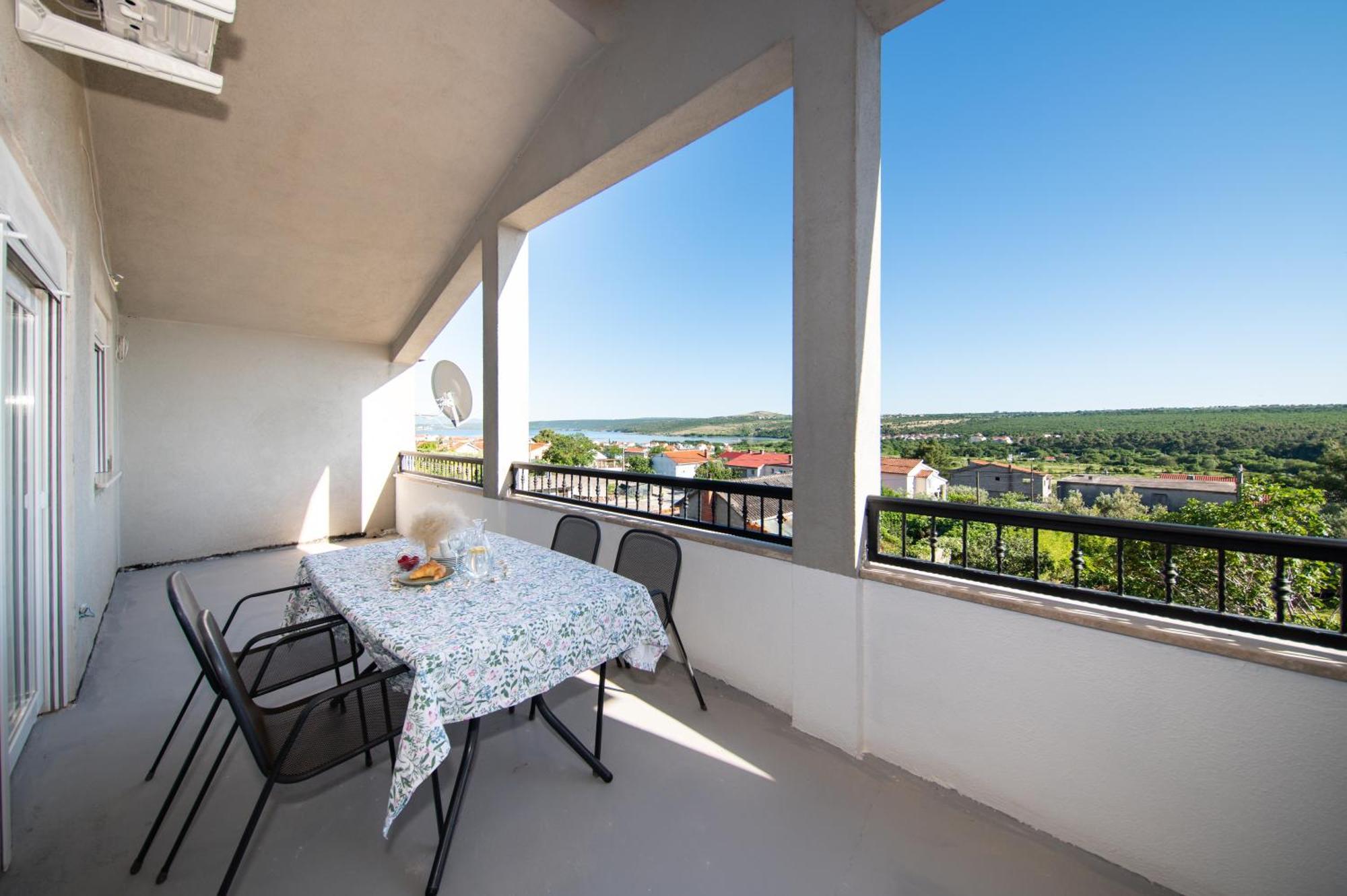 Veliki Apartman Petra Поседар'є Екстер'єр фото